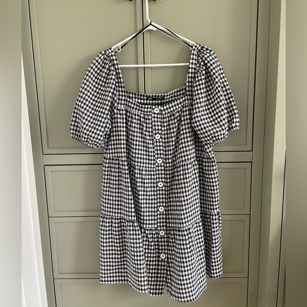 New with tags Zara dress. Ganni vibes.